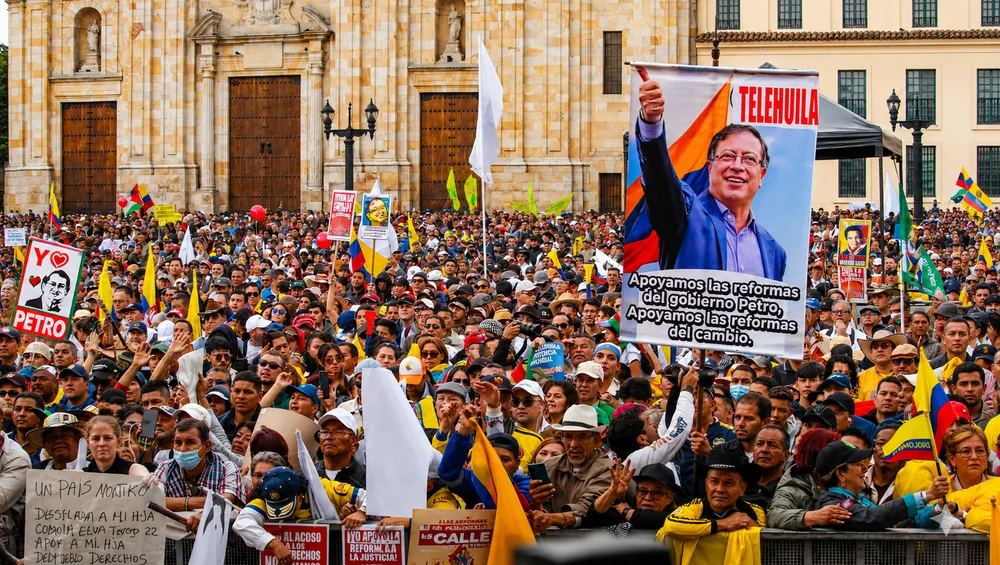 Pacto Histórico llama a la movilización nacional tras cuestionar los resultados finales de las elecciones